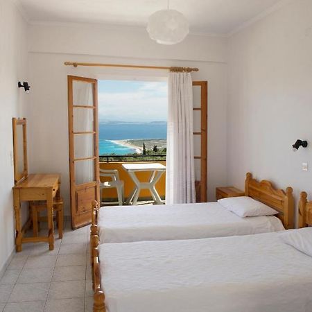Apartamento Pansion Laertes Tsoukaládhes Habitación foto