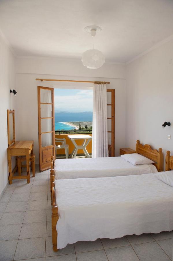 Apartamento Pansion Laertes Tsoukaládhes Habitación foto